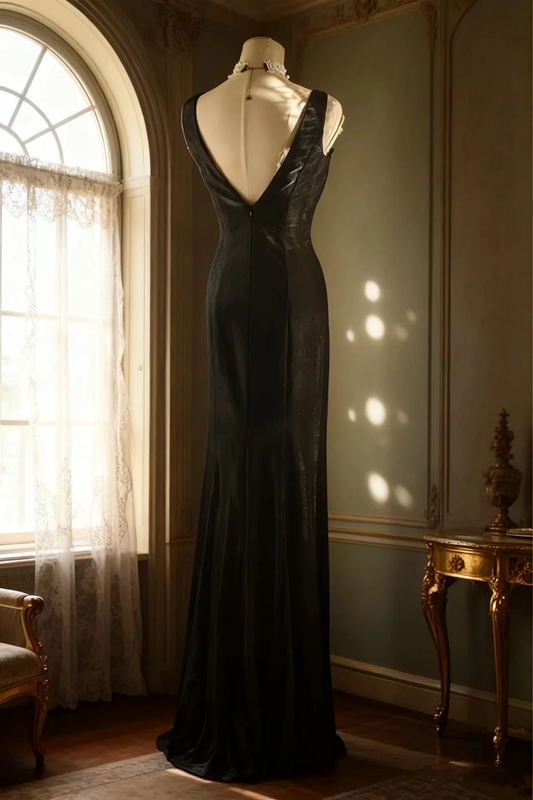 Black halter-neck V-neck elegant fitted long ball gown R6725