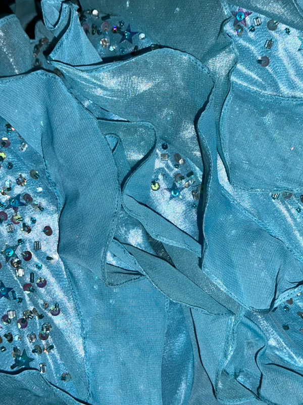 Lake blue halter-neck fitted fishtail long ball gown R7004