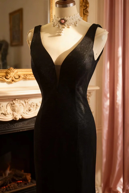 Black halter-neck V-neck elegant fitted long ball gown R6725