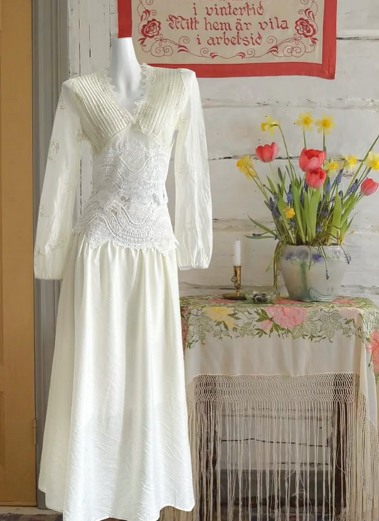 White long-sleeved printed fitted elegant long dress, ball gown R6245