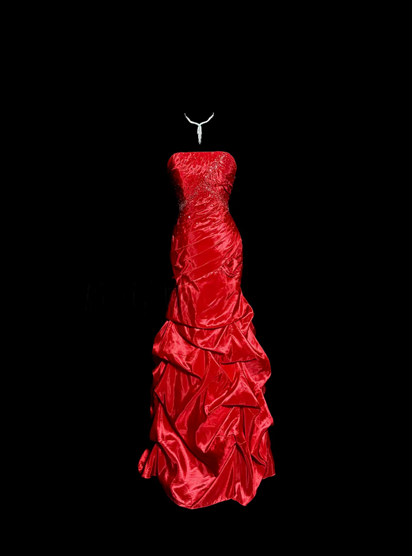 Red strapless fitted waist slim-fitting ball gown with a full skirt R6685