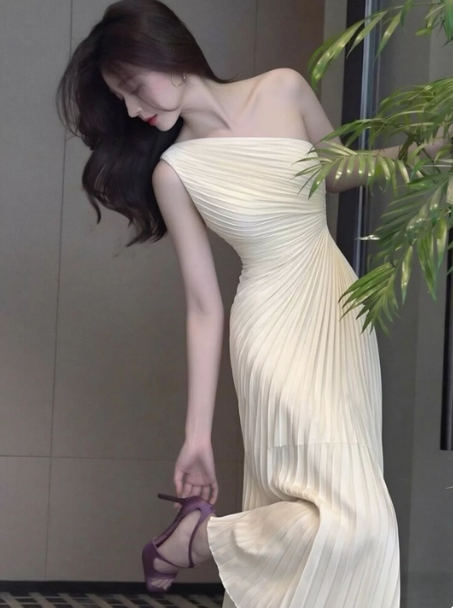 Niche Light Ivory Sheath One-shoulder Stripe Bodycon Maxi Prom Dress Evening Dress RS538