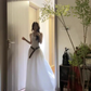 Hot girl wears white sleeveless halter dress with elegant and high-end waist A-line puffy long skirt R0418