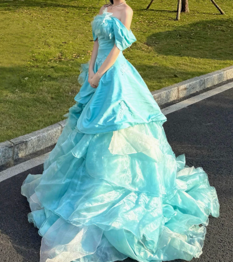 Elegant Mint Green A-Line Off-the-shoulder Applique Corset Maxi Quinceanera Dress RS570