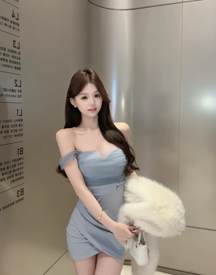 Pure desire hot girl mesh splicing tube top dress 2025 irregular hip skirt R1317