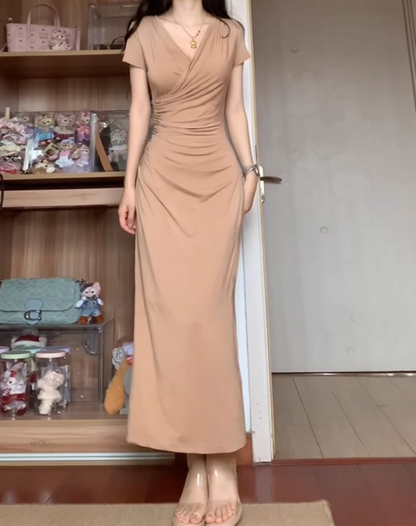 Large size French pure desire style V-neck pleated dress hot girl figure hip long skirt R1867