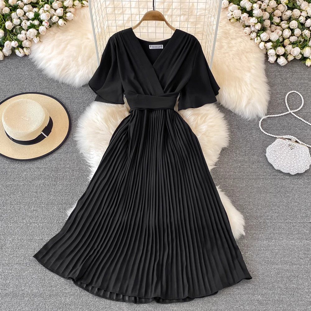 V-neck short-sleeved dress pleated long skirt      S4030