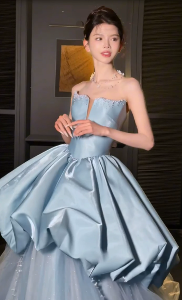 Elegant Baby Blue Tassel A-Line V-neck Corset Maxi Prom Dress Evening Dress RS610