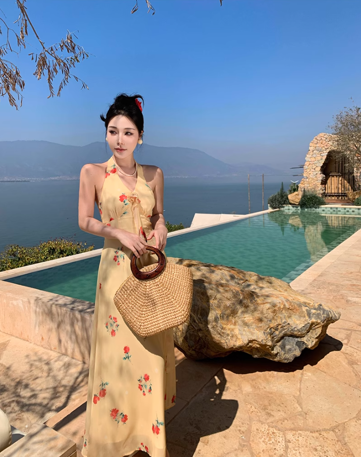 Gentle temperament halter neck floral dress beautiful waist backless A-line long skirt R0740