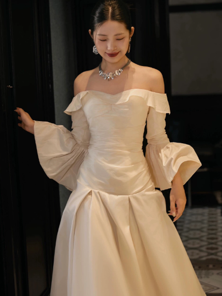French Chic Ivory Bateau A-Line Satin Silky Corset Maxi Wedding Dress RS2512