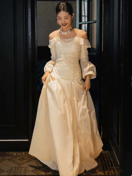 French Chic Ivory Bateau A-Line Satin Silky Corset Maxi Wedding Dress RS2512