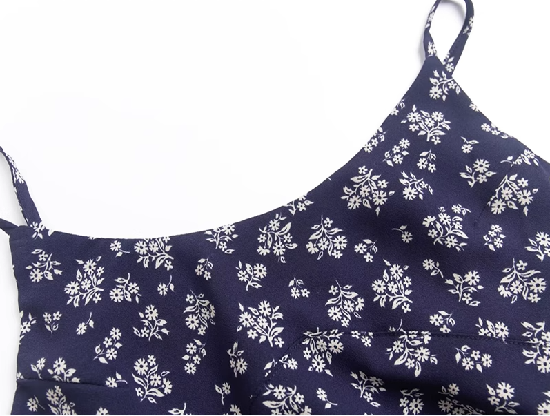 2025 Summer New French Deep V-neck Halter Waist A-line Sleeveless Short Dress R0910