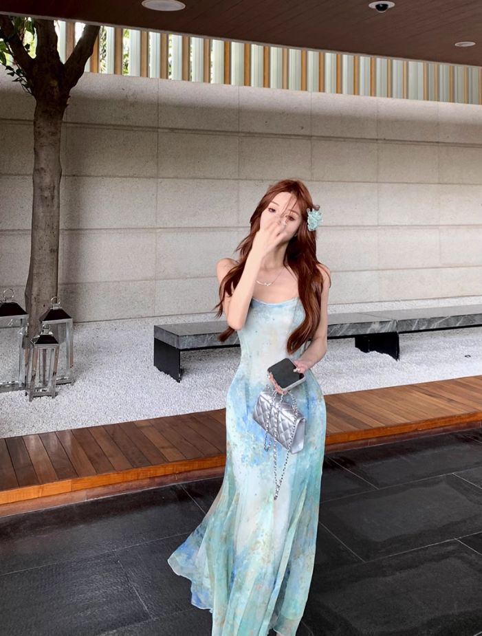 Blending fishtail skirt waist slimming princess holiday suspender dress long skirt R1737