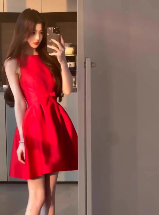 Red waist vest dress temperament dress puffy skirt R0548