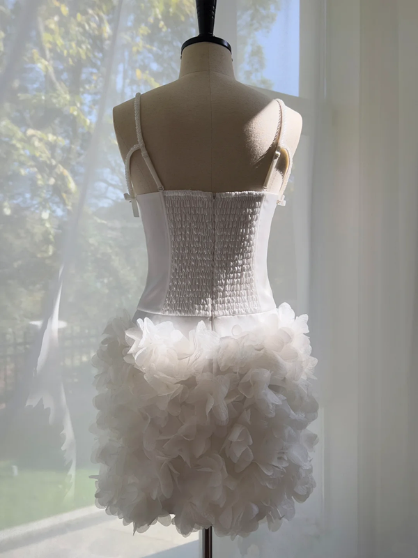 White suspenders, slim waist, flower bud skirt, short skirt, homecoming dress R5038