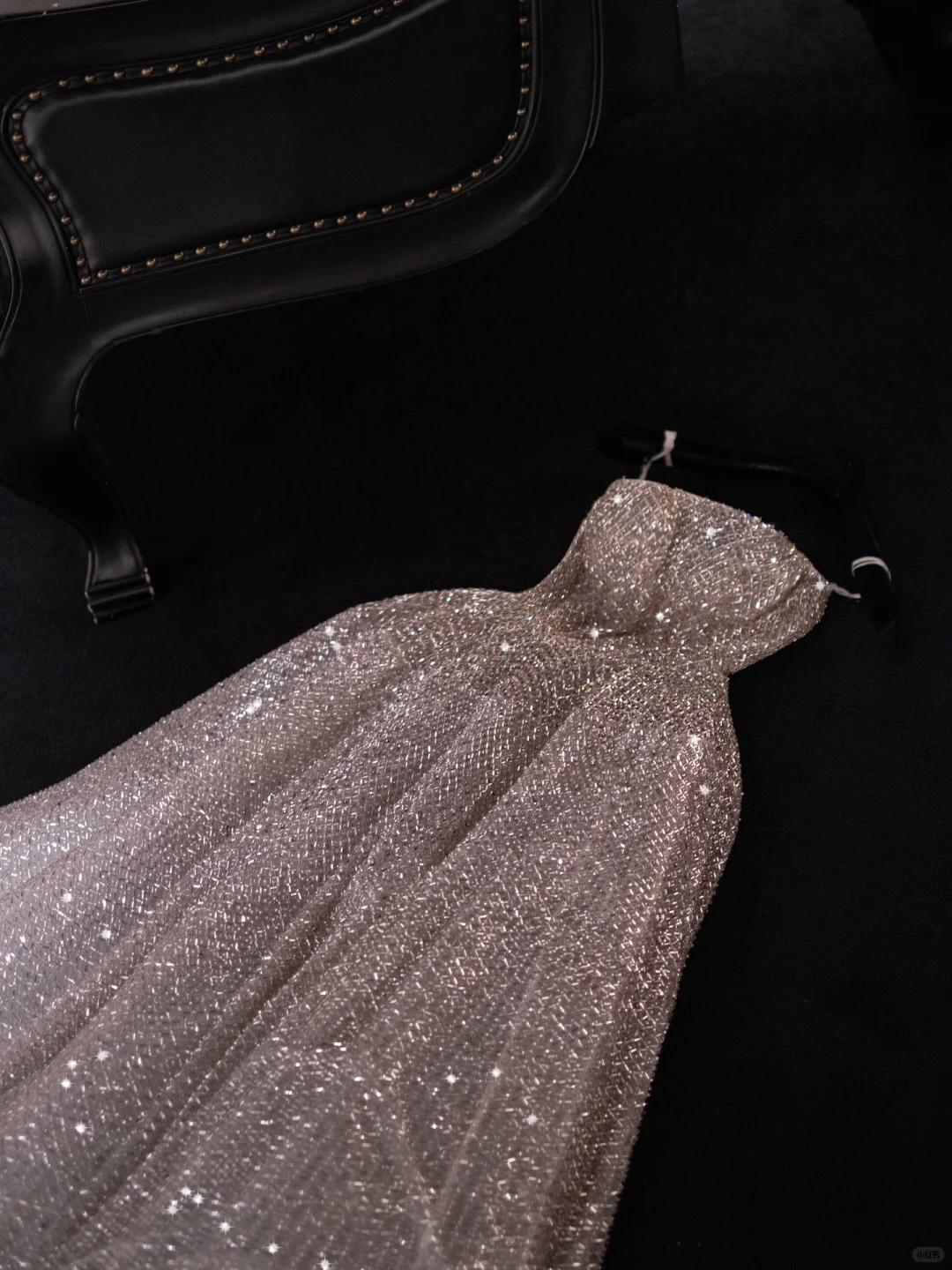 Light champagne-colored halter-neck sequined fitted long ball gown, bridal dress R8825
