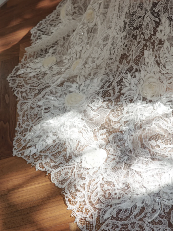 Off-white halter-neck fitted long lace ball gown, bridal dress R8480