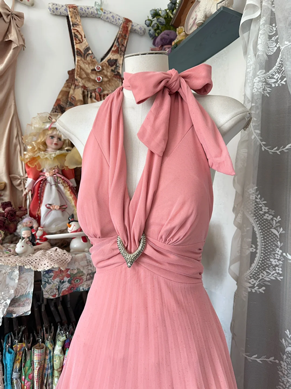 Pink halter neck waist A-line elegant long ball gown R6210