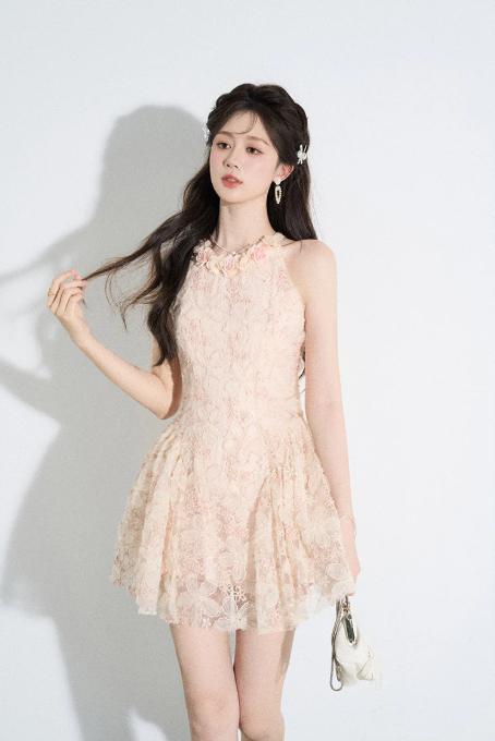 Soft Pastel Pink Halter Neck Lace Dress, Delicate Floral Applique Sleeveless Fit-and-Flare Cocktail Mini Dress R9328