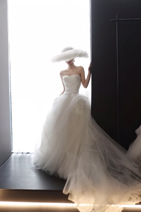 White tube top elegant waist slim tulle skirt hem bridal dress R6050