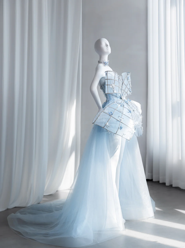 Light blue strapless fitted long train ball gown, bridal dress R8855