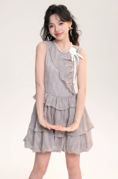 Elegant Coquette Gray Plaid Sleeveless Mini Dress With Tiered Skirt And Floral Accent R9302