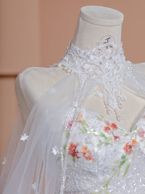 White halter-neck, fitted waist, bodycon, fishtail skirt, long ball gown, bridal gown R8424