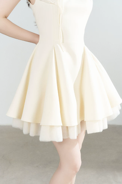 Women's White Halter Neck Mini Dress, Elegant 3D Flower Tiered Tulle Party Dress R9325