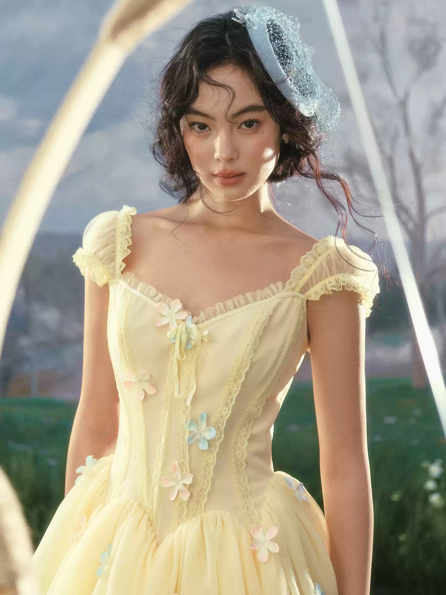 Romantic Princess Tulle Mini Dress Sweetheart Neck Lace Trim 3D Flower Applique Satin R9192