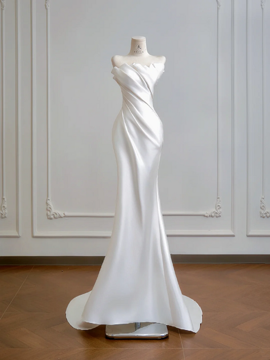 White strapless fitted mermaid-style long ball gown R8163