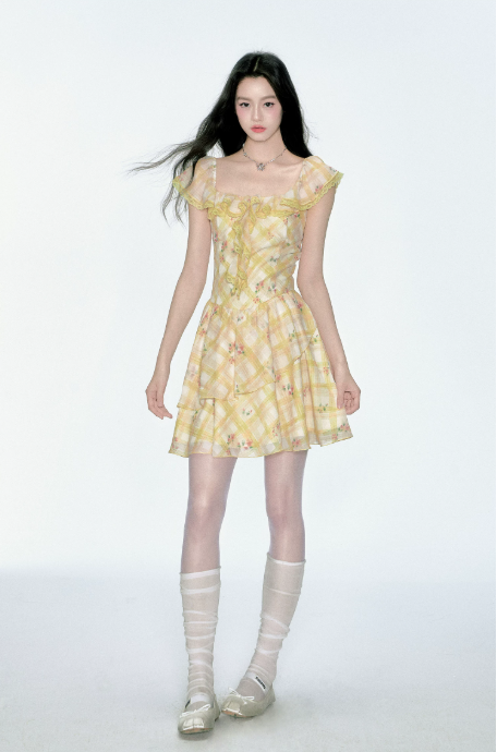 Yellow Plaid Floral Print Dress Women With Lace Ruffle Trim And Square Neck R9420