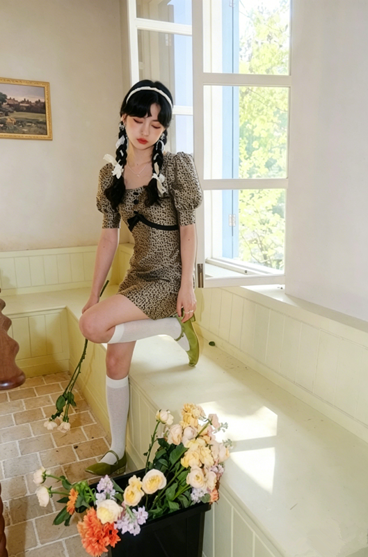 Retro Floral Print Bodycon Dress Women With Puff Sleeves And Bow Detail R9464