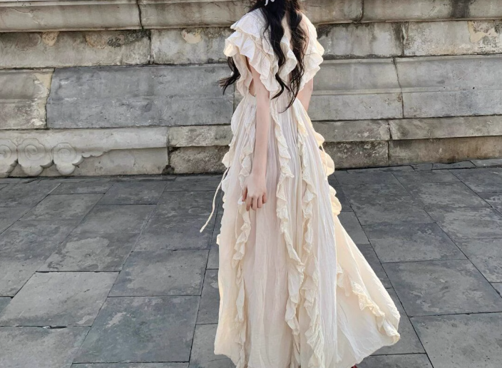 Beautiful little skirt exquisite dress ruffled V-neck waist long skirt R0703