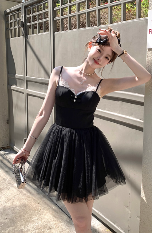 Black mid-length waist a-line suspender dress summer French temperament skirt R4943