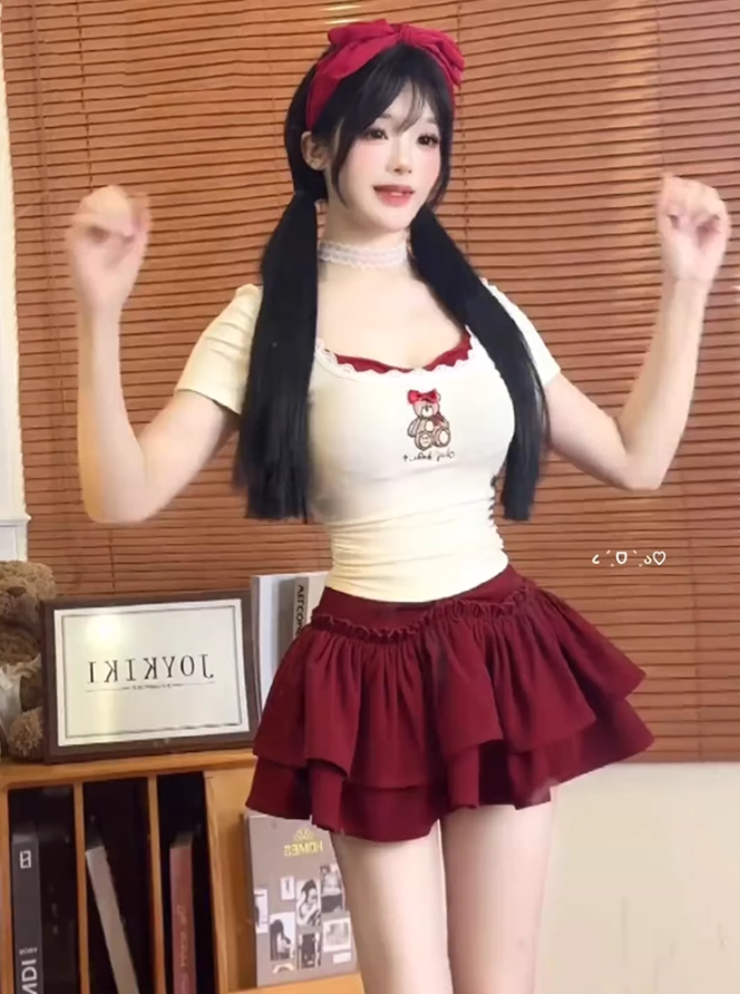 Sweet and spicy style printed straight shoulder waist T-shirt women 2025 puffy skirt suit R1029