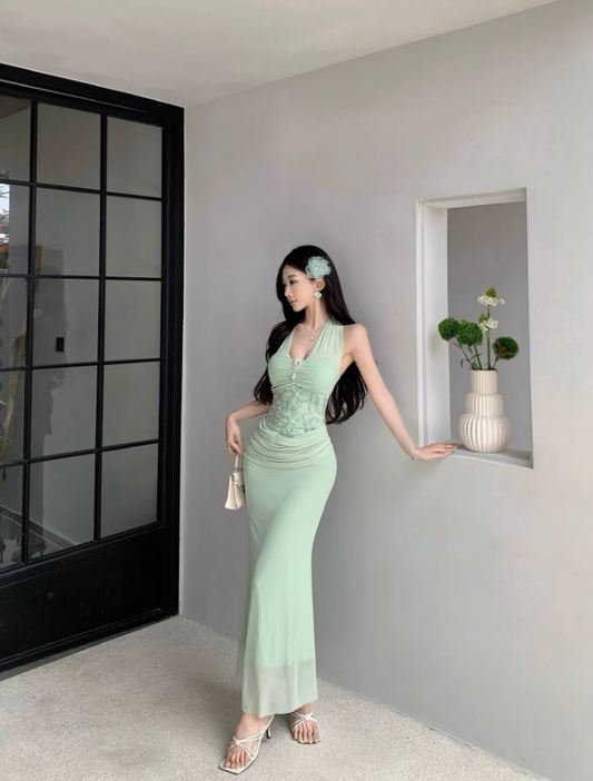 French high-end green v-neck lace halter dress temperament celebrity waist slim hip dress R0453