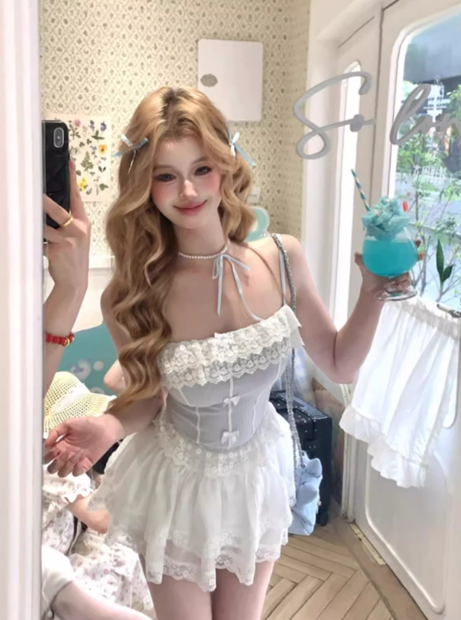 Pure desire design lace short camisole top 2025 sweet and spicy skirt suit R1105