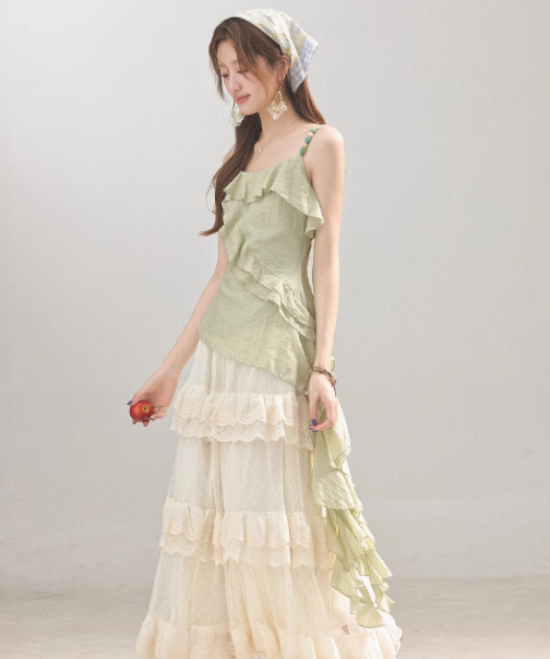 2025 summer new style temperament very good-looking green sling irregular top R1899