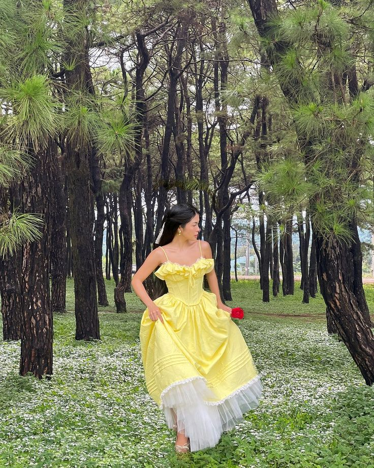 Vibrant Puffy Tiered Women's Prom Gown Yellow Waist Fitted Maxi Evening Dress Birthday Dress — Fall Outfit 2026 New  RS3415