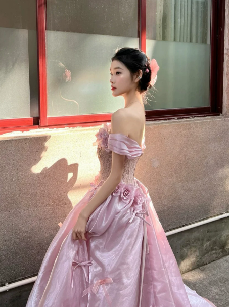 French Chic Pink A-Line Off-the-shoulder Applique Corset Maxi Prom Dress Evening Dress RS644