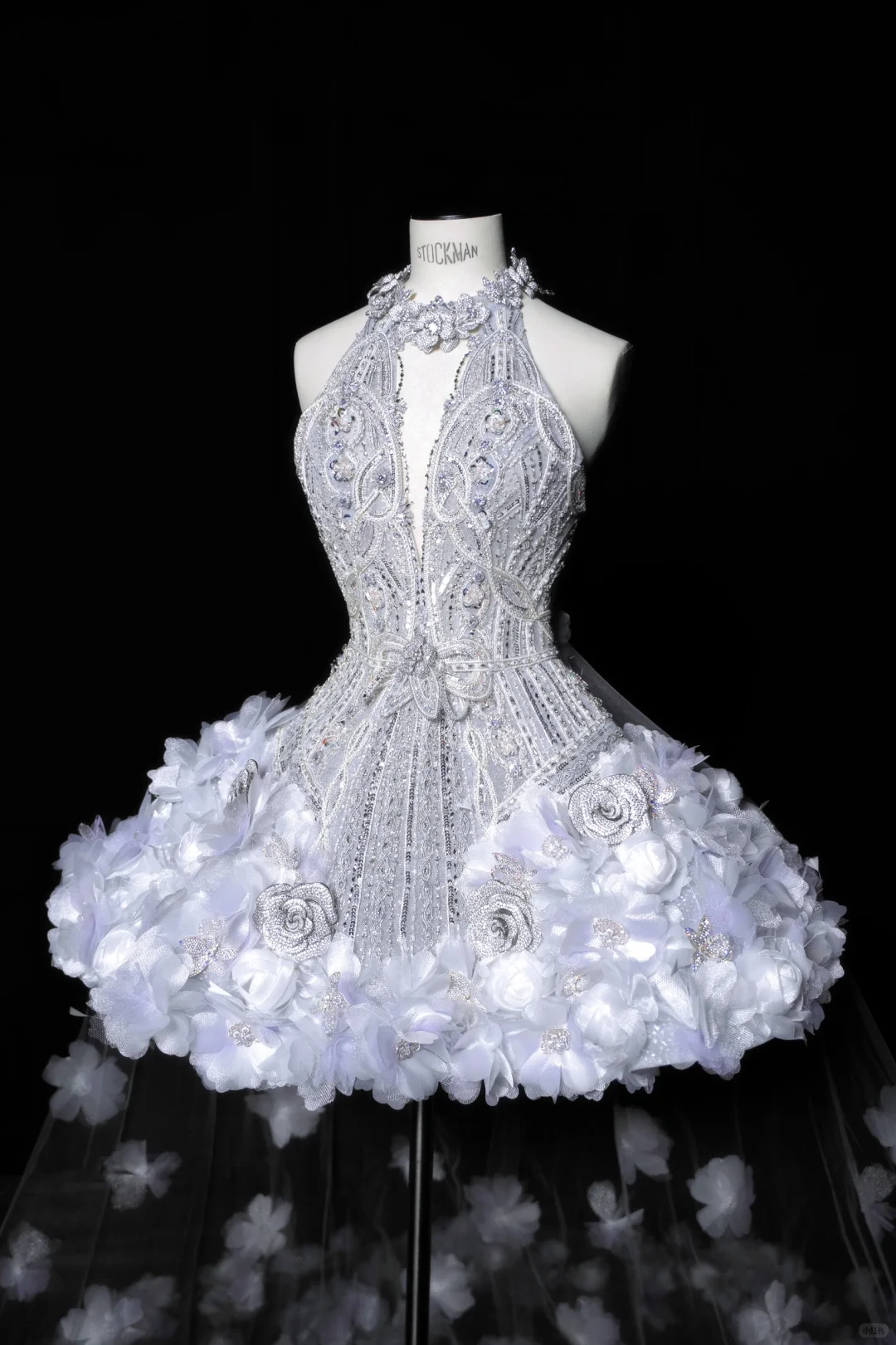 Silver halterneck diamond sequined open back sexy waist puffy skirt homecoming dress R4126