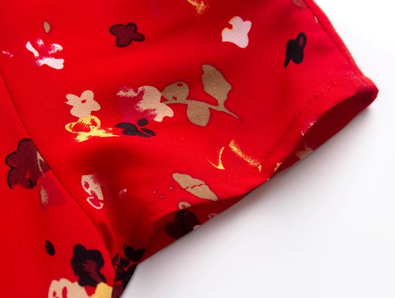 2025 Summer New Red Floral V-neck Wrap One-piece Tea Break Short Sleeve Dress R0948