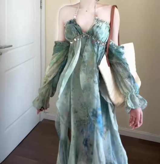 Irregular smudged halter neck dress gentle temperament beautiful beach dress R0737