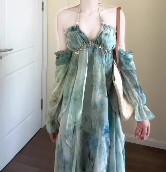 Irregular smudged halter neck dress gentle temperament beautiful beach dress R0737