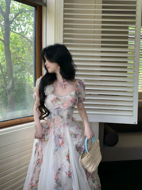 Charming White Floral A-Line Square Applique Corset Maxi Prom Dress RS656