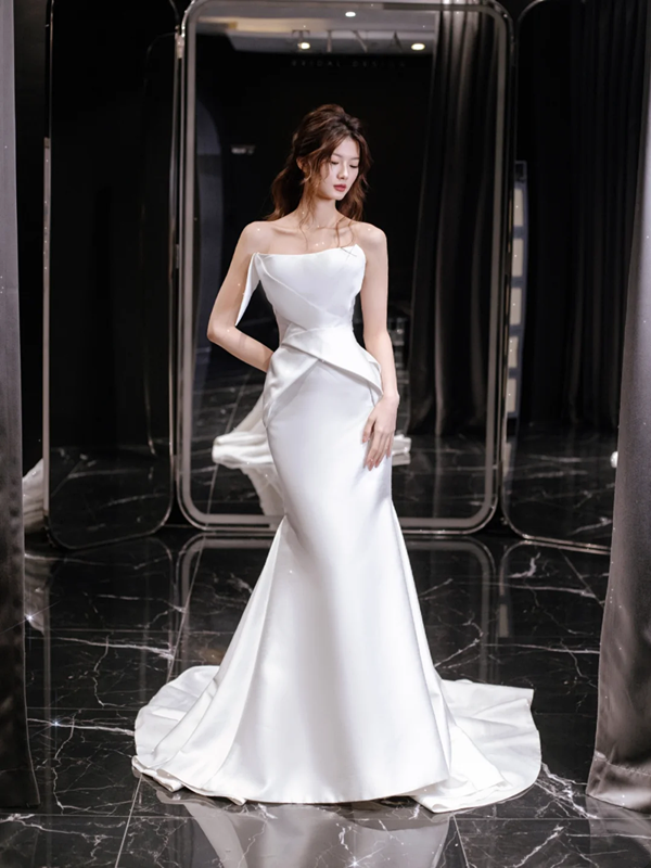 White Strapless Waist Slim Fit Satin Elegant Bridal Dress R6016