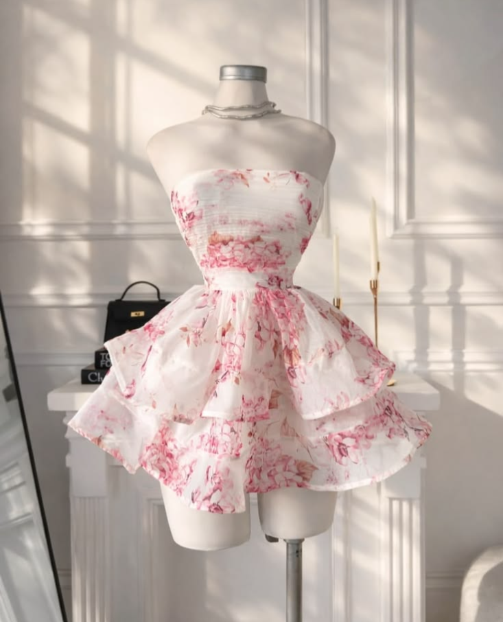 Cute White Ruffled Homecoming Dress A-Line Strapless Corset Mini Prom Dress RS660