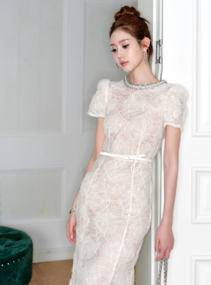 Creamy white gentle diamond collar sweet three-dimensional flower exquisite lace long skirt R4073