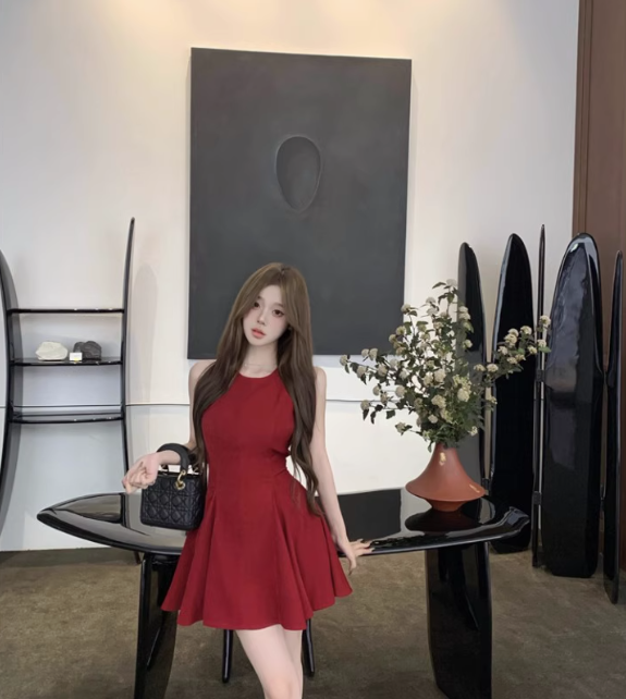 Halter neck dress sexy niche high-end chic beautiful dress R1555