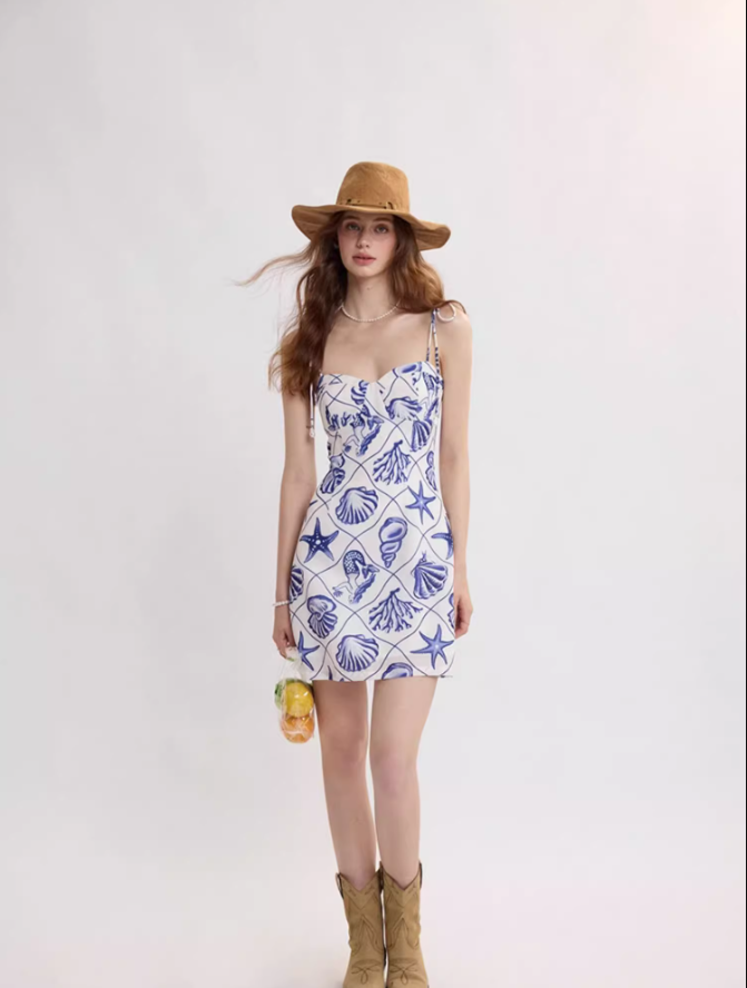 French suspender skirt holiday style dress high-end short skirt R2700